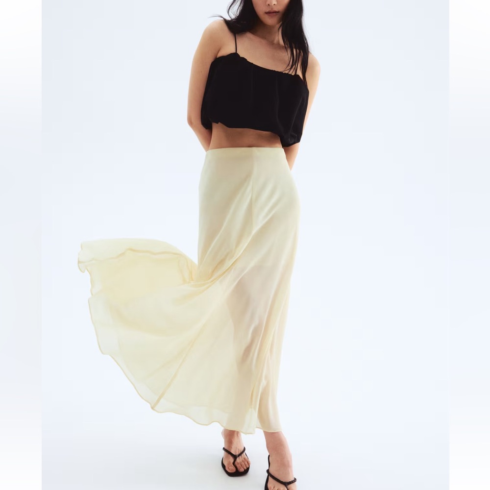 H&M butter yellow flowy mesh midi skirt